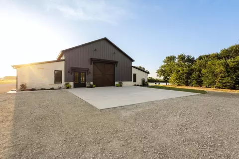 4251 Refuge Rd, Sherman, TX 75092