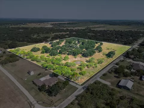 2136 Hayes Rd, Mineral Wells, TX 76067