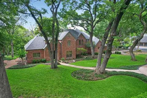 731 Creekwood Dr N, Fairview, TX 75069