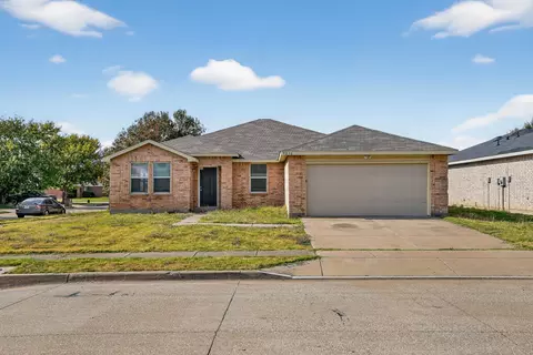 9236 Cheswick Dr, Fort Worth, TX 76123