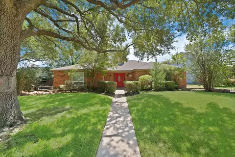 1818 Sara Ln, Richardson, TX 75081