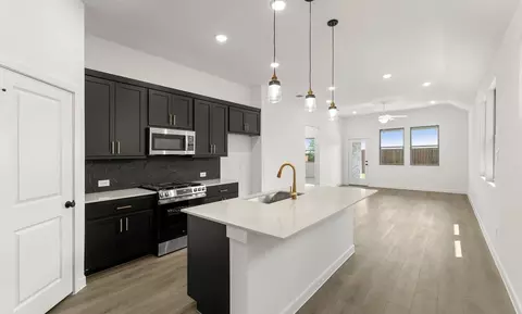 Kitchen - 3643 Castle Dr, Celina, TX 75009 photo 2 of 3