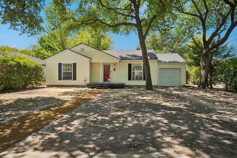 1217 Fuller Dr, Dallas, TX 75218