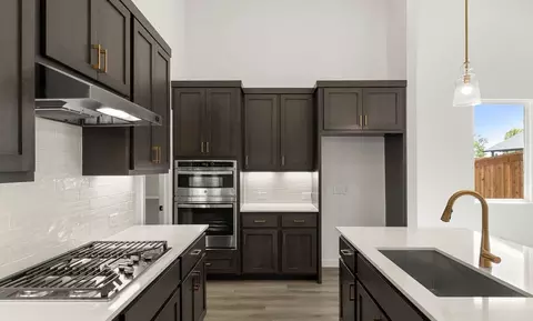Kitchen - 3634 Saffron Dr, Celina, TX 75009 photo 3 of 4