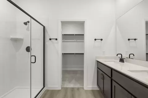 Bath - 3634 Saffron Dr, Celina, TX 75009 photo 3 of 5