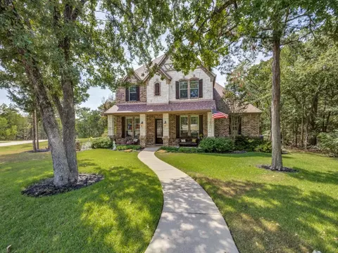 87 Castle Pines Cir, Gordonville, TX 76245