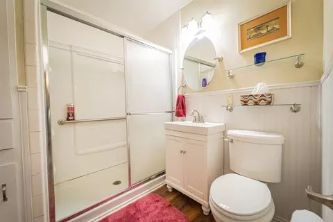 Bath - 170 Rocky Point Rd, Abilene, TX 79601 photo 1 of 2