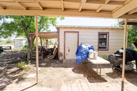 Exterior - 170 Rocky Point Rd, Abilene, TX 79601 photo 10 of 12