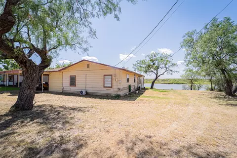 Exterior - 170 Rocky Point Rd, Abilene, TX 79601 photo 7 of 12