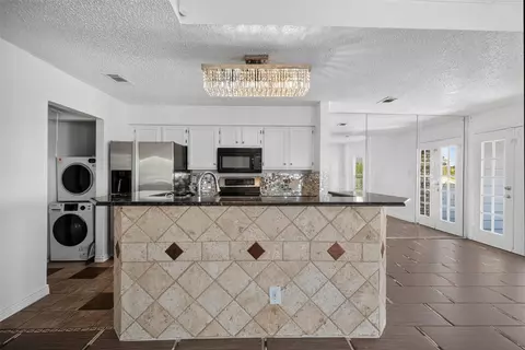 3404 Country Club Dr W #264, Irving, TX 75038