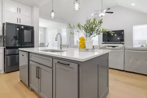 Kitchen - 910 Winter Cherry Ln, Haslet, TX 76052 photo 3 of 3