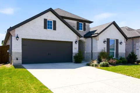 Exterior - 910 Winter Cherry Ln, Haslet, TX 76052 photo 2 of 6