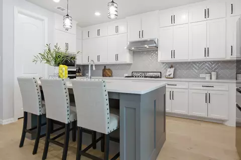 Kitchen - 910 Winter Cherry Ln, Haslet, TX 76052 photo 2 of 3