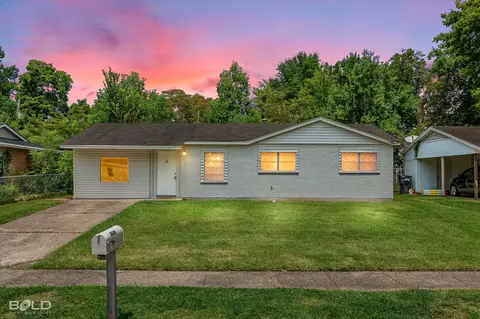 4605 Birdwell Ln, Bossier City, LA 71111