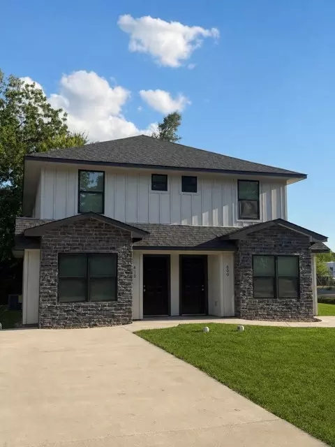 600-610 Sycamore St, Paris, TX 75460