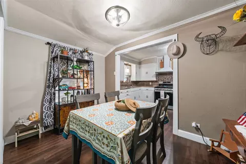 Dining - 4010 Windsor Ave, Waco, TX 76708 photo 2 of 2