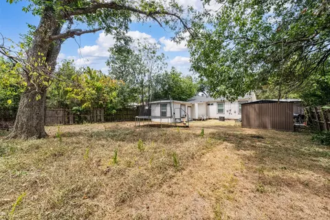 Exterior - 4010 Windsor Ave, Waco, TX 76708 photo 4 of 4