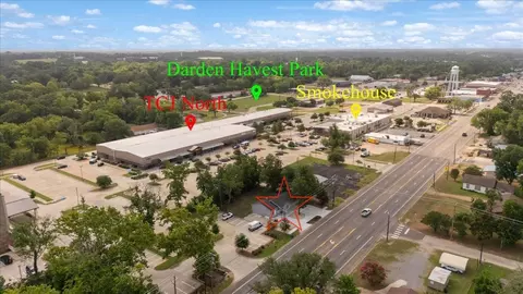 501 Main St, Lindale, TX 75771