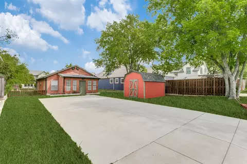 612 E Wall St, Grapevine, TX 76051 photo 10
