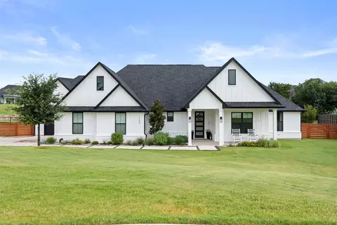 105 Kaya Ct, Weatherford, TX 76087