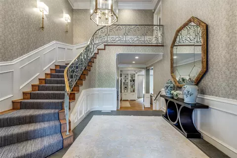 17316 Club Hill Ln, Dallas, TX 75248