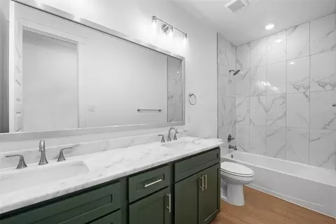 Bath - 316 Boots Ct, Lorena, TX 76655 photo 2 of 3