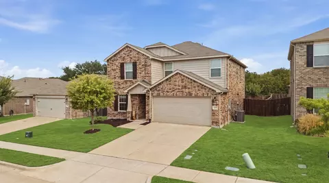 1137 Trace Dr, Aubrey, TX 76227