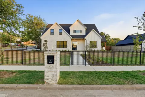 5304 Chippewa Dr, Dallas, TX 75212