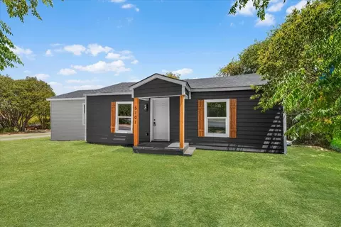 5101 Miller Ave, Fort Worth, TX 76119