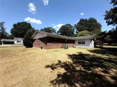 803 Spring St, Springhill, LA 71075 photo 2