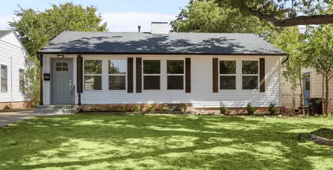 5908 Locke Ave, Fort Worth, TX 76107