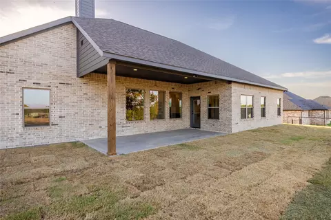 Exterior - 7004 Ranch View Pl, Springtown, TX 76082 photo 4 of 4