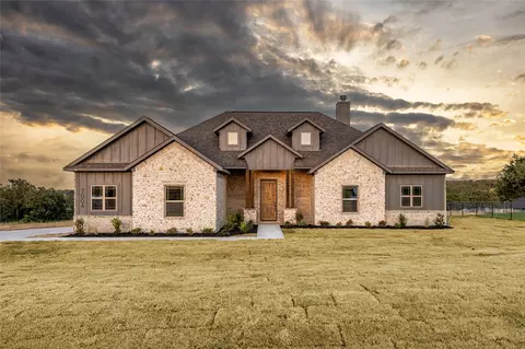 7004 Ranch View Pl, Springtown, TX 76082
