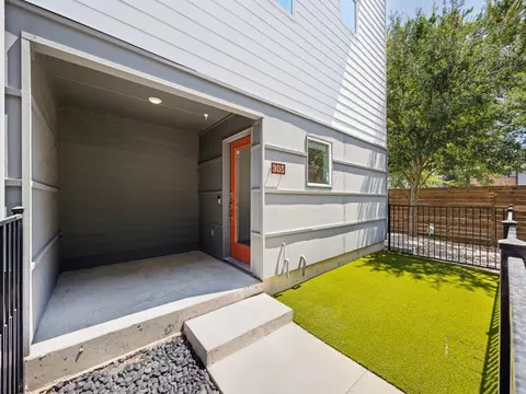 5020 Bryan St #305, Dallas, TX 75206