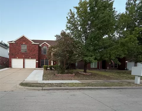 4316 Sleepy Glen Dr, Grand Prairie, TX 75052
