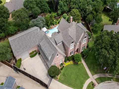 100 Bentwood Ct, Denton, TX 76210