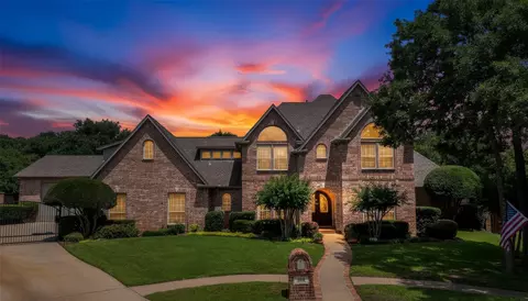100 Bentwood Ct, Denton, TX 76210