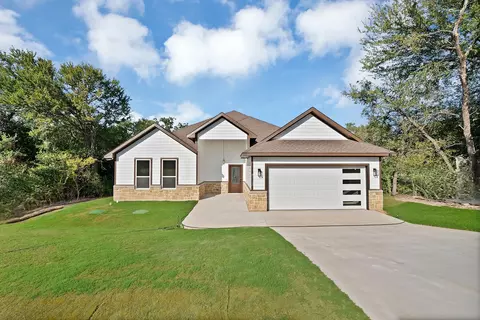 4713 Llano St, Granbury, TX 76048