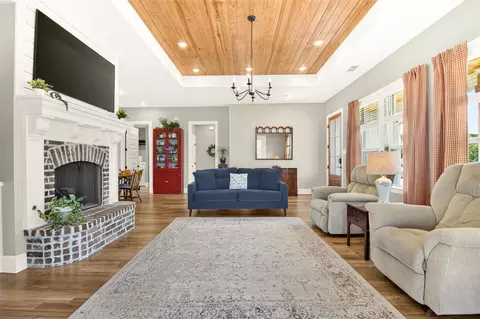 Living - 10828 Gregory Rd, Sanger, TX 76266 photo 3 of 4