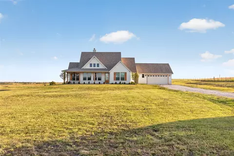 Exterior - 10828 Gregory Rd, Sanger, TX 76266 photo 10 of 13