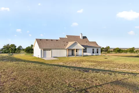 Exterior - 10828 Gregory Rd, Sanger, TX 76266 photo 12 of 13