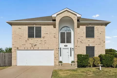 7589 Juliet Ln, Fort Worth, TX 76137