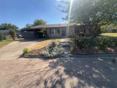 506 N Avenue X, Clifton, TX 76634