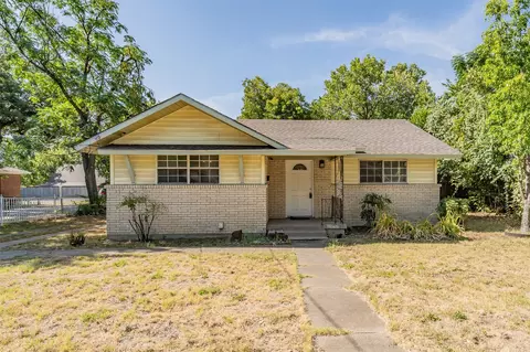 3824 Rusty Dell St, Fort Worth, TX 76111