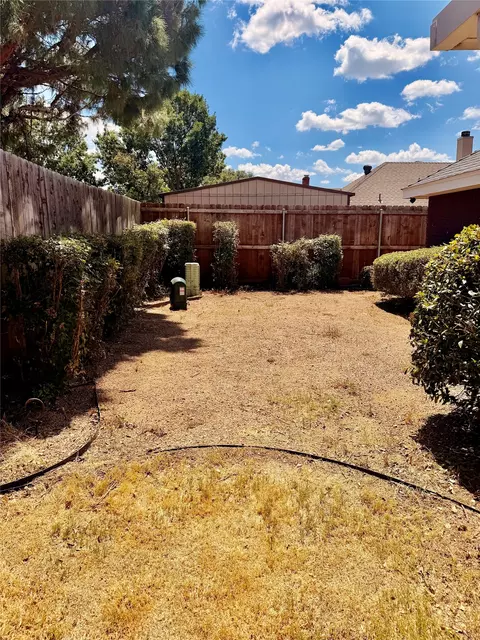 Exterior - 7325 Willow View Rd, Abilene, TX 79606 photo 2 of 3