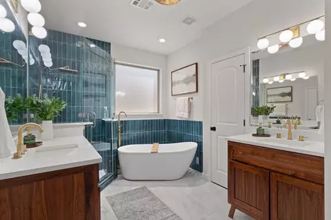 7908 Country Meadow Dr, North Richland Hills, TX 76182