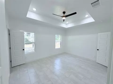 509 Judson Dr, Devine, TX 78016 photo 6