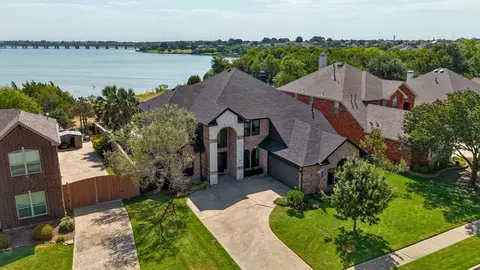4016 Stone Haven Dr, Garland, TX 75043