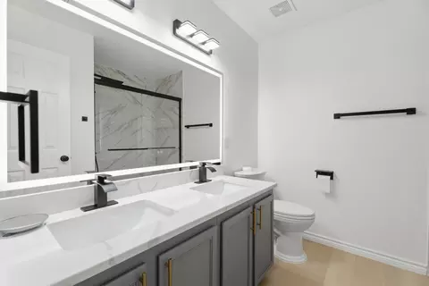 Bath - 3473 Post Oak Dr, Rockwall, TX 75032 photo 4 of 4