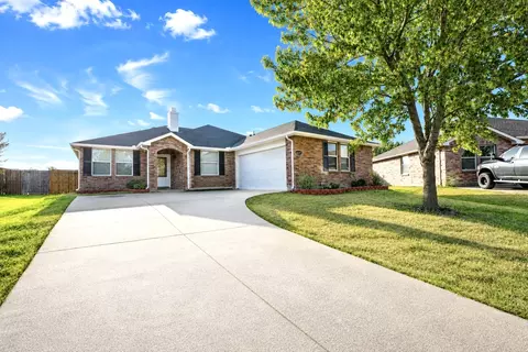 Exterior - 3473 Post Oak Dr, Rockwall, TX 75032 photo 3 of 7